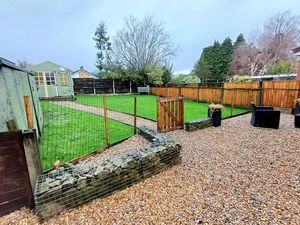 Photo 21- click for photo gallery